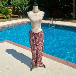 NWT’s True Destination’s ruffle zebra coverup pants